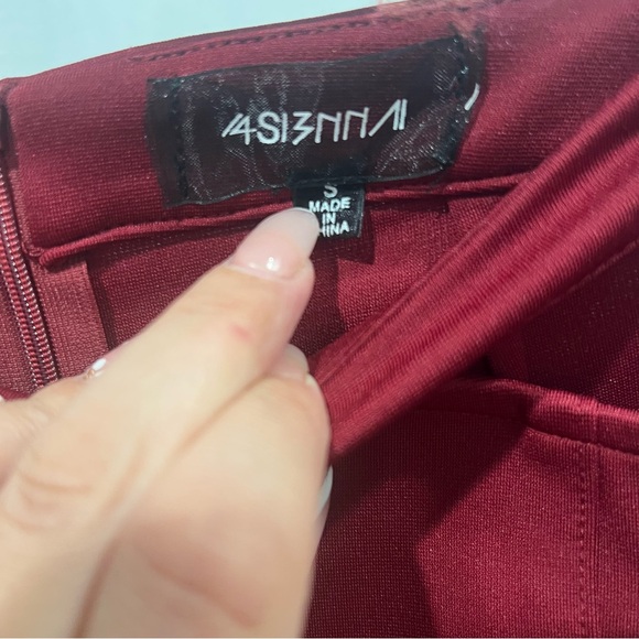 Cutout Ankle Slit Pants Red - Picture 3 of 3